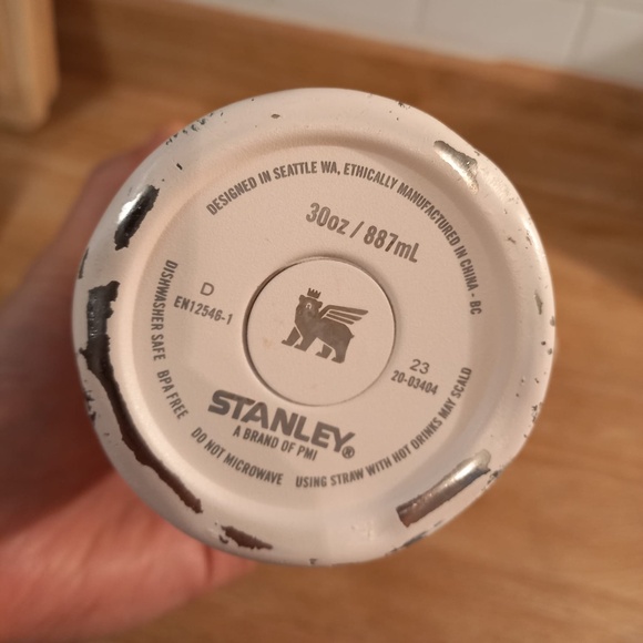 STANLEY Cup 30 oz - Picture 2 of 4